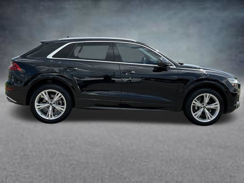 Used 2023 Audi Q8 Premium w/ Convenience Package AWD/4WD image 6