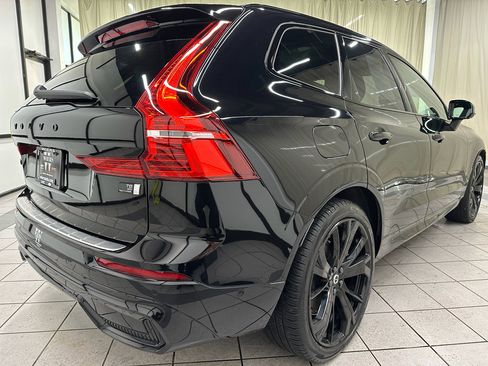 Used 2024 Volvo XC60 T8 Ultimate w/ Protection Package Premier image 5