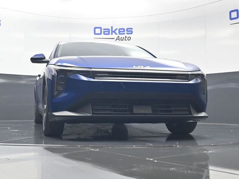 New 2026 Kia K4 FWD image 37