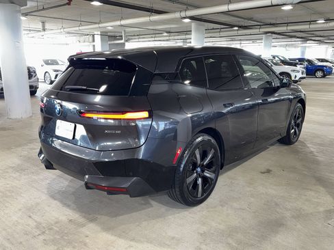 Used 2025 BMW iX xDrive50 w/ Sport Package AWD/4WD image 7