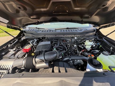 New 2026 Ford F350 XLT AWD/4WD image 13