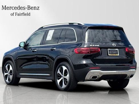 Certified 2025 Mercedes-Benz GLB 250 4MATIC image 7