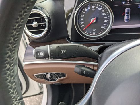 Used 2019 Mercedes-Benz E 300 image 31