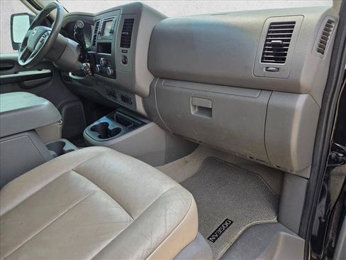Used 2014 Nissan NV 3500 SL w/ Technology Package RWD image 18
