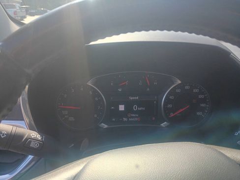 Used 2020 Chevrolet Equinox LT FWD image 12