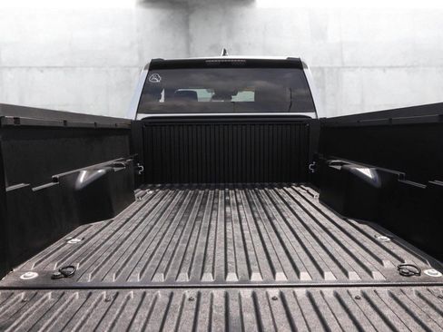 New 2024 Toyota Tacoma SR image 7