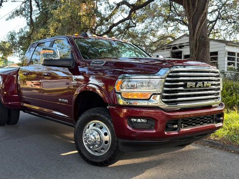 Used 2023 RAM 3500 Limited AWD/4WD image 10