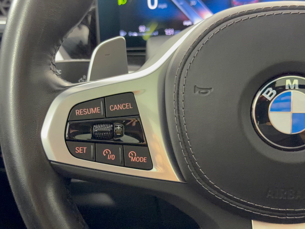 Certified 2024 BMW X6 xDrive40i w/ Premium Package AWD/4WD image 18