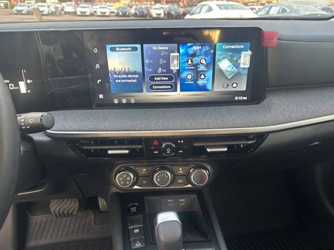 New 2026 Nissan Kicks S image 27