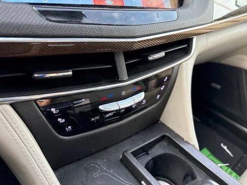 Used 2018 Cadillac CT6 Luxury AWD/4WD image 18
