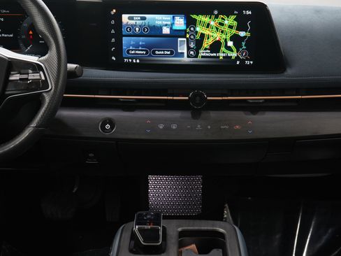 Used 2023 Nissan Ariya image 17