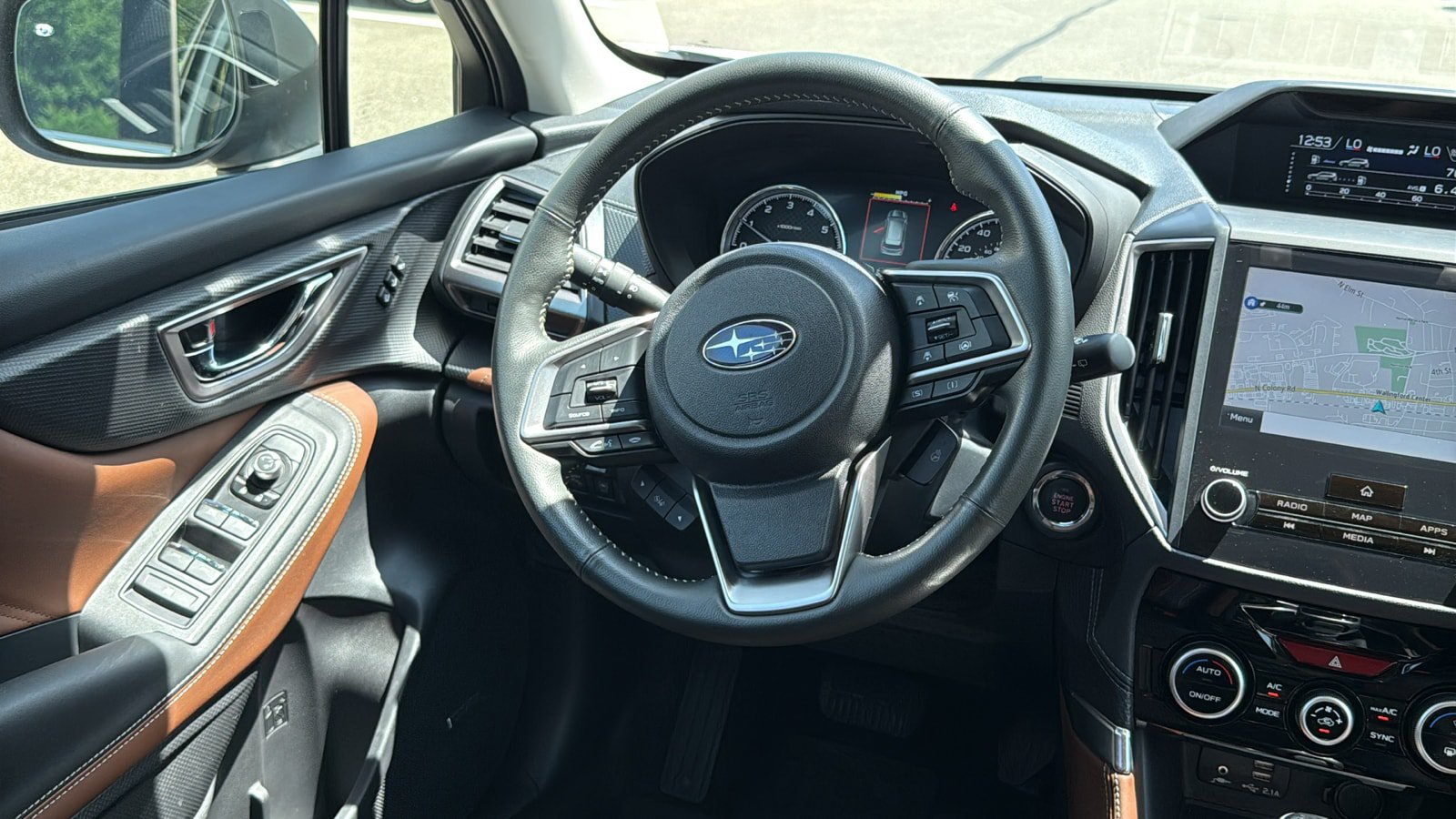 Used 2024 Subaru Forester Touring AWD/4WD image 25