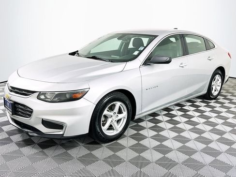 Used 2017 Chevrolet Malibu LS FWD image 6