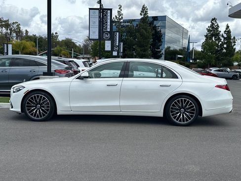 Certified 2022 Mercedes-Benz S 500 4MATIC image 7