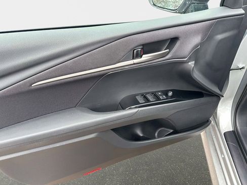 Used 2025 Toyota Camry LE image 14