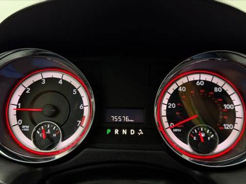 Used 2015 RAM C/V Tradesman FWD image 26