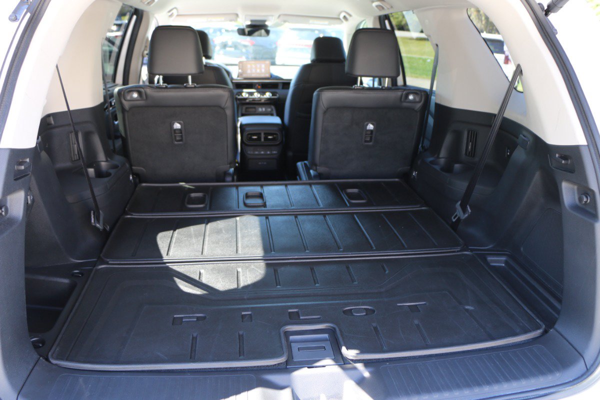 Used 2025 Honda Pilot EX-L image 34
