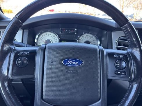 Used 2013 Ford Expedition EL Limited image 29