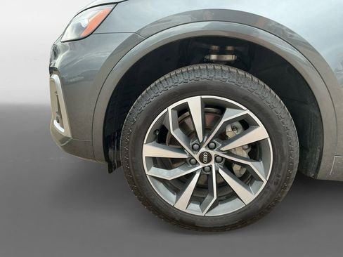 Used 2022 Audi Q5 2.0T Premium w/ Convenience Package image 14