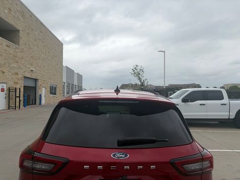 Used 2023 Ford Escape ST-Line w/ Tech Pack #1 image 6