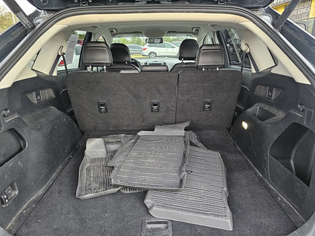 Used 2019 Ford Edge SEL w/ Equipment Group 201A AWD/4WD image 35