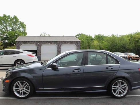 Used 2014 Mercedes-Benz C 250 Sedan image 10