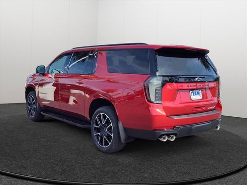 New 2026 Chevrolet Suburban RST w/ Comfort Package AWD/4WD image 3