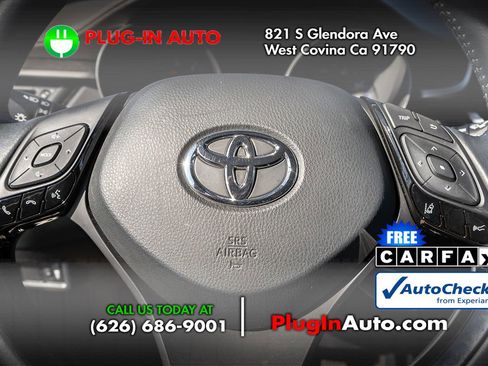 Used 2022 Toyota C-HR Limited image 16