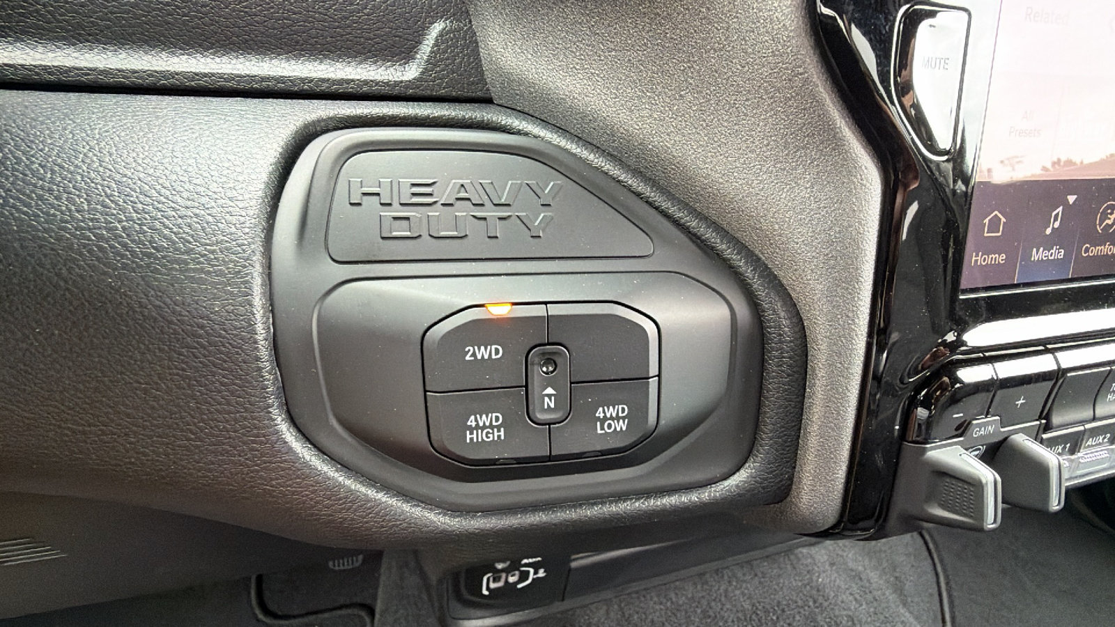 New 2026 RAM 2500 Tradesman AWD/4WD image 26