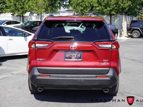 Used 2025 Toyota RAV4 XLE Premium w/ Weather Package AWD/4WD image 21