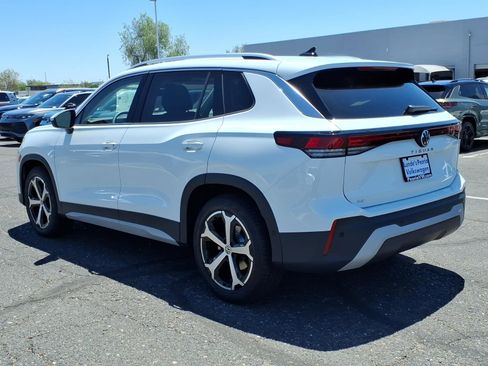 New 2026 Volkswagen Tiguan SE FWD image 5