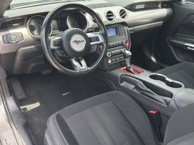 Used 2019 Ford Mustang GT RWD image 13
