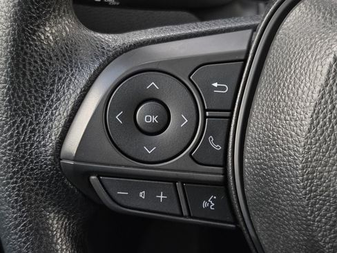 Used 2025 Toyota Corolla LE FWD image 22