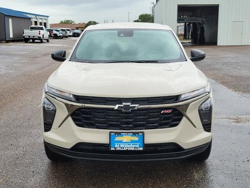 New 2026 Chevrolet Trax RS image 8