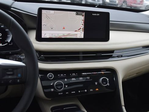 Used 2023 INFINITI QX60 Luxe image 23