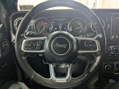 Used 2023 Jeep Wrangler Unlimited Sahara w/ Cold Weather Group AWD/4WD image 13