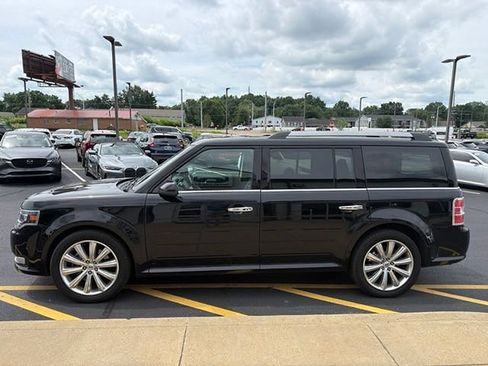 Used 2019 Ford Flex Limited w/ Equipment Group 303A AWD/4WD image 2