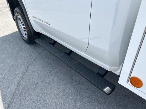 Used 2022 GMC Sierra 2500 Pro w/ Convenience Package RWD image 18
