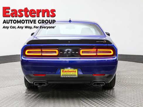 Used 2022 Dodge Challenger R/T Scat Pack w/ Scat Pack Stripe image 6