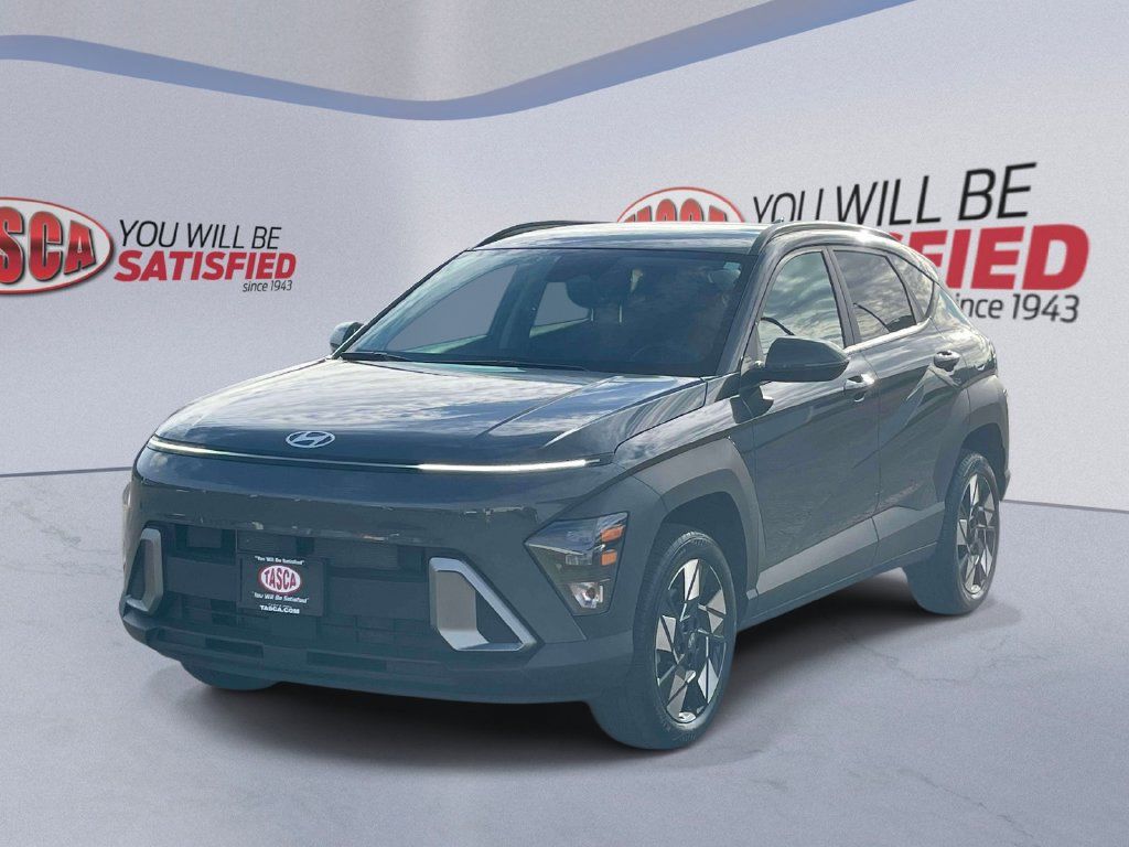 Used 2024 Hyundai Kona SEL AWD/4WD image 4