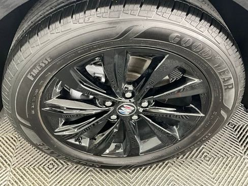 Used 2025 Buick Envista Sport Touring FWD image 29