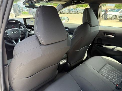 Used 2026 Toyota Corolla SE FWD image 25