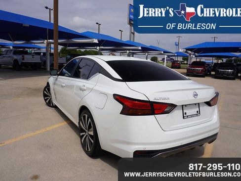 Used 2022 Nissan Altima 2.5 SR image 4