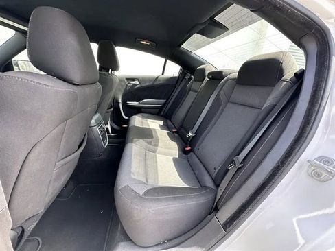 Used 2022 Dodge Charger SXT RWD image 25