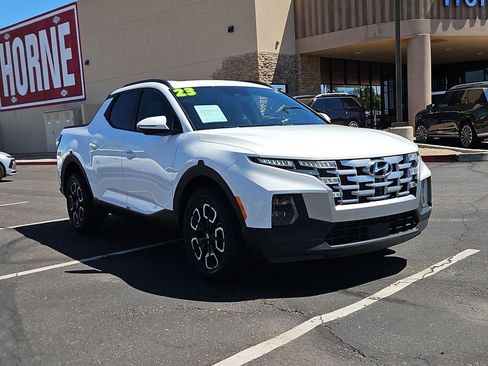 Used 2023 Hyundai Santa Cruz SEL Premium AWD/4WD image 3