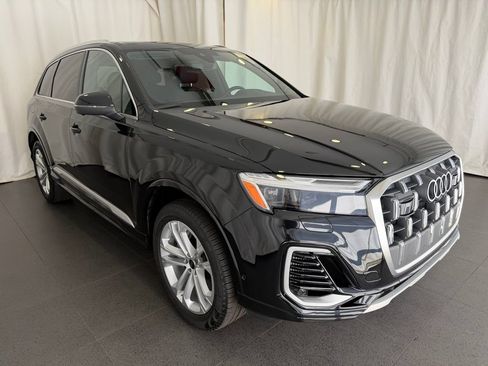 Used 2025 Audi Q7 3.0T Premium Plus w/ Premium Plus Package AWD/4WD image 7