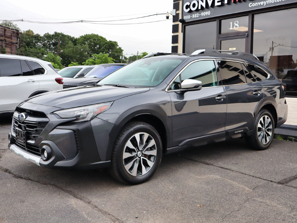Used 2023 Subaru Outback Touring XT AWD/4WD image 2
