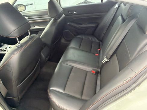 Used 2019 Nissan Altima 2.5 SR w/ SR Premium Package FWD image 5