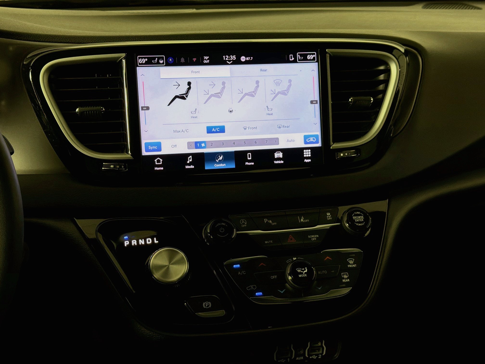 Used 2025 Chrysler Pacifica Select FWD image 23