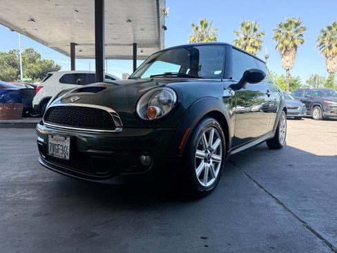 Used 2013 MINI Cooper S image 24